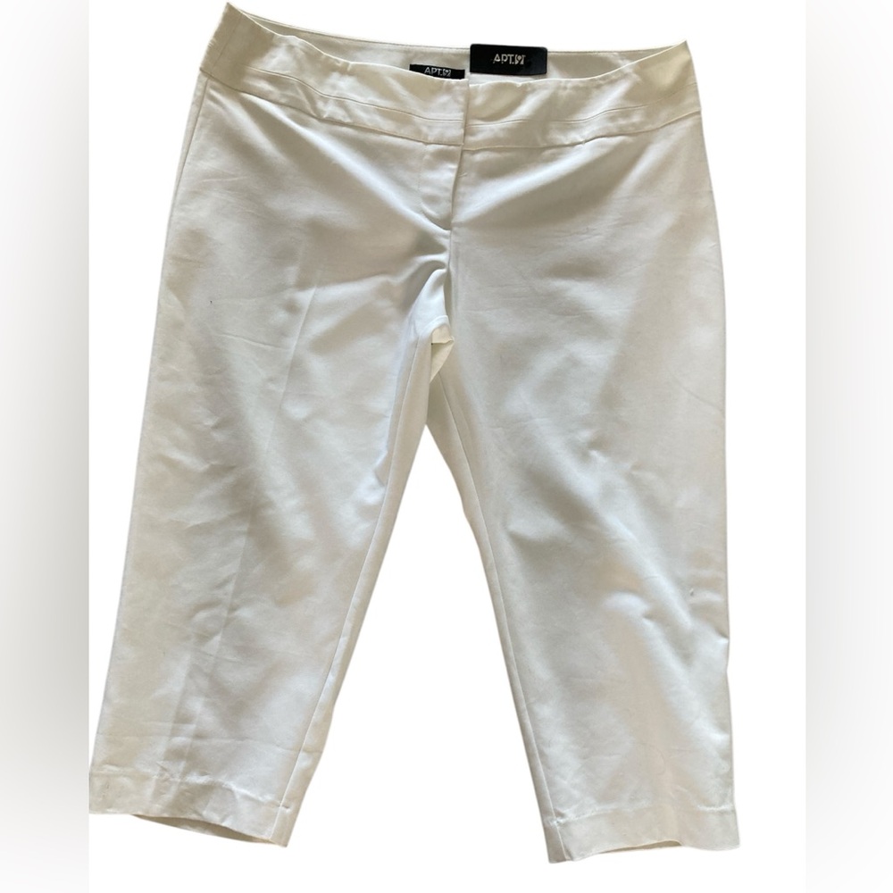 Apt 9 white capri, mid-rise, 16P, NWT